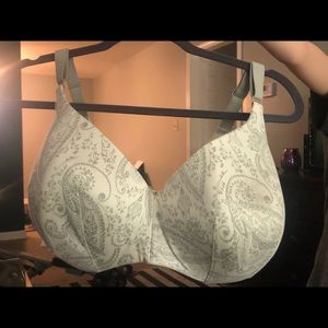 Cacique Lightly lined Balconette bra 46DDD